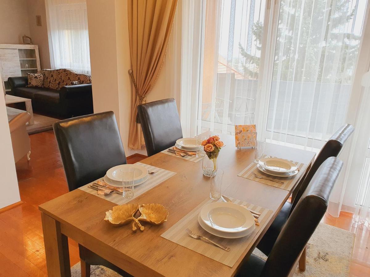 Adel Apartman Miskolc Esterno foto