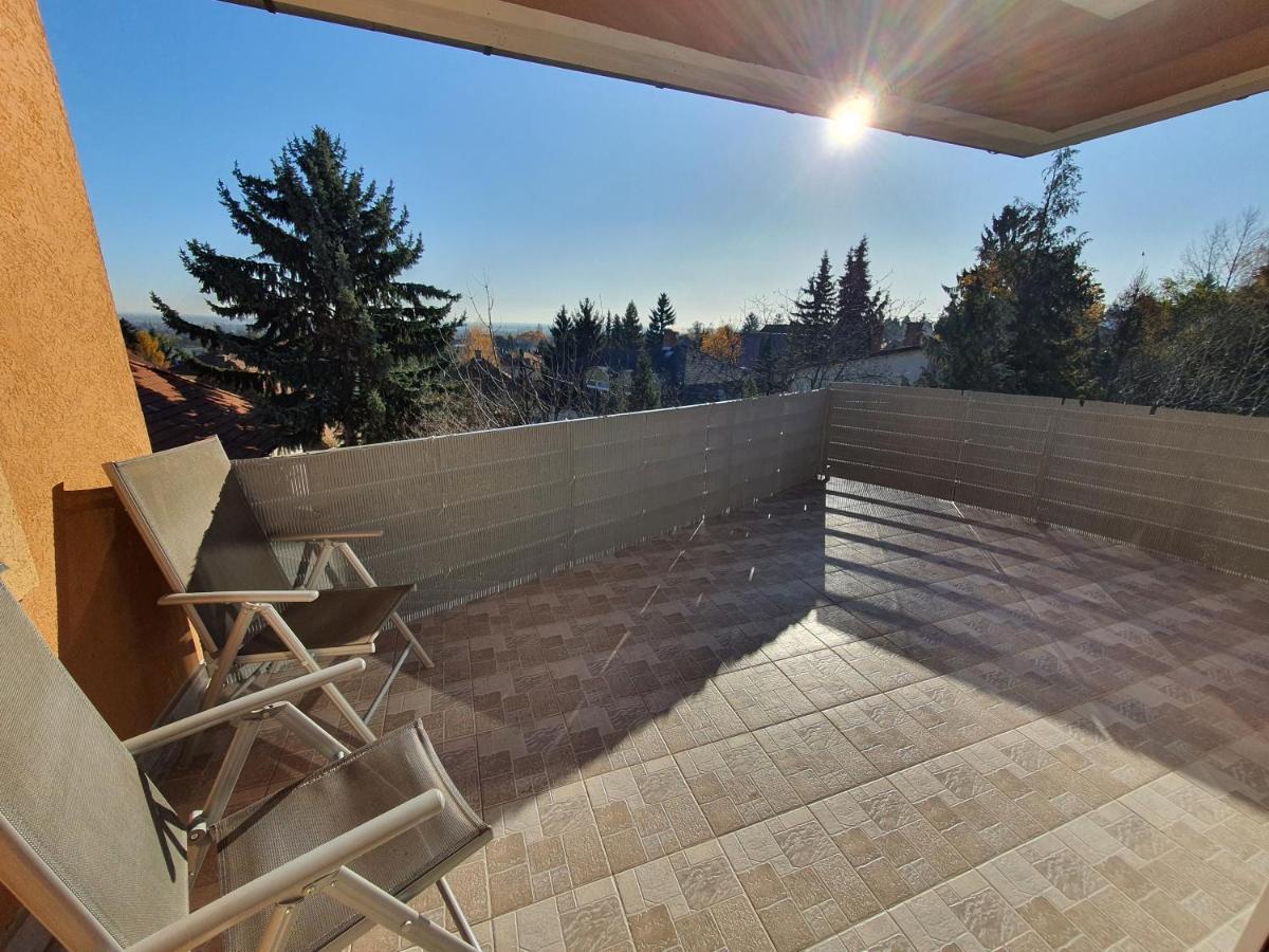 Adel Apartman Miskolc Esterno foto