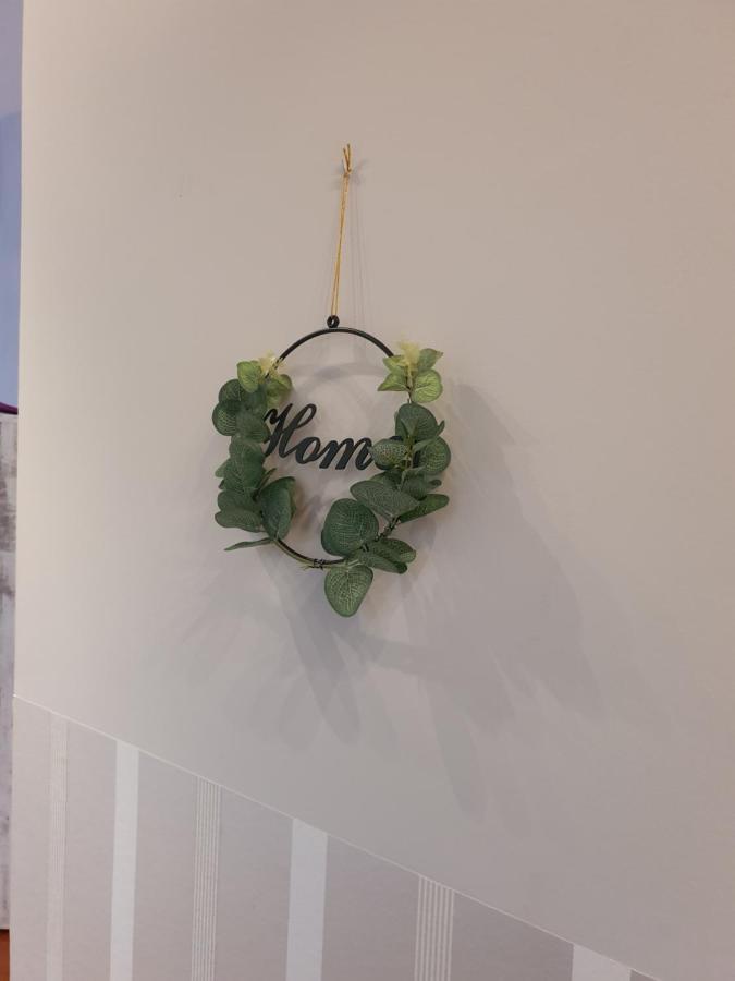 Adel Apartman Miskolc Esterno foto