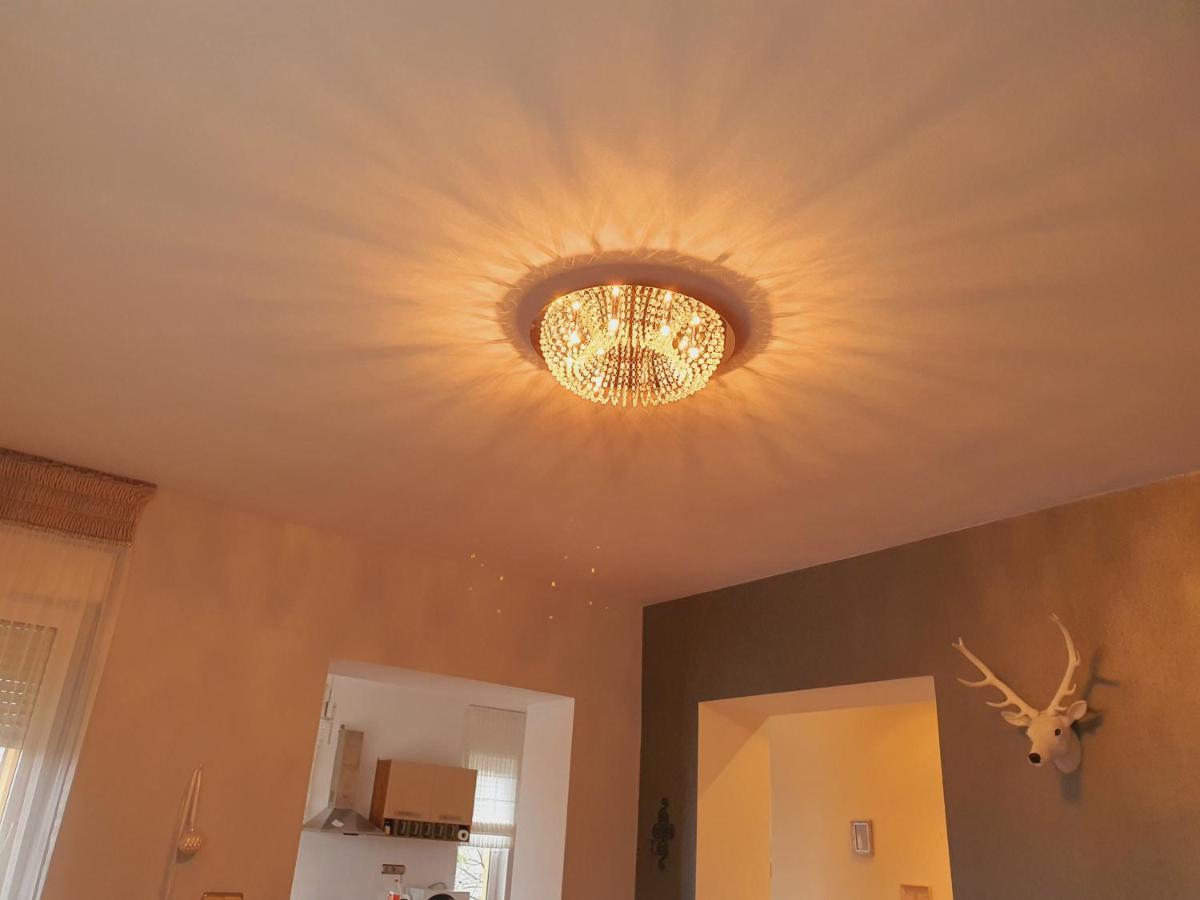 Adel Apartman Miskolc Esterno foto